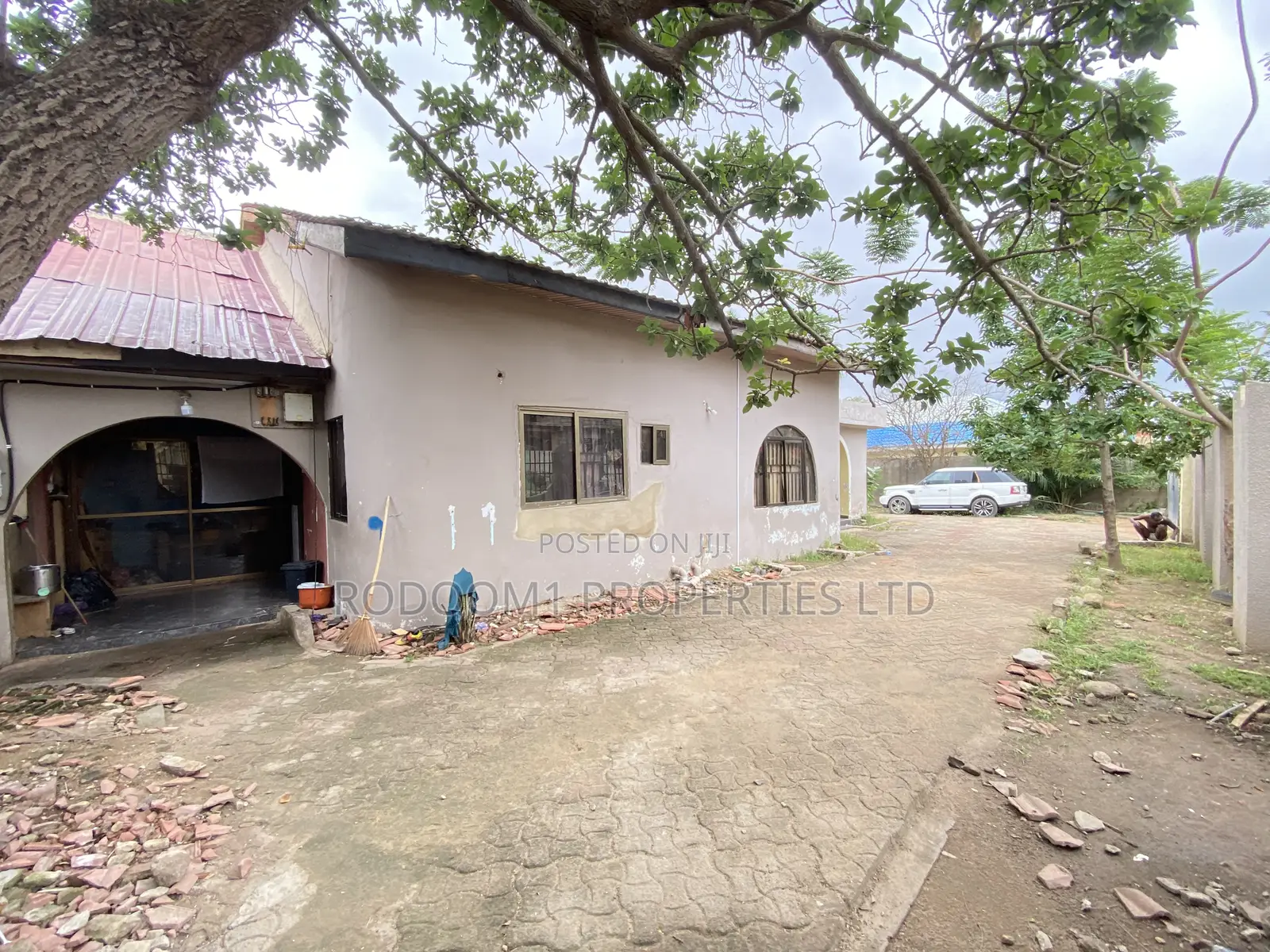 7bdrm House in Paraku Estate,Dome for sale