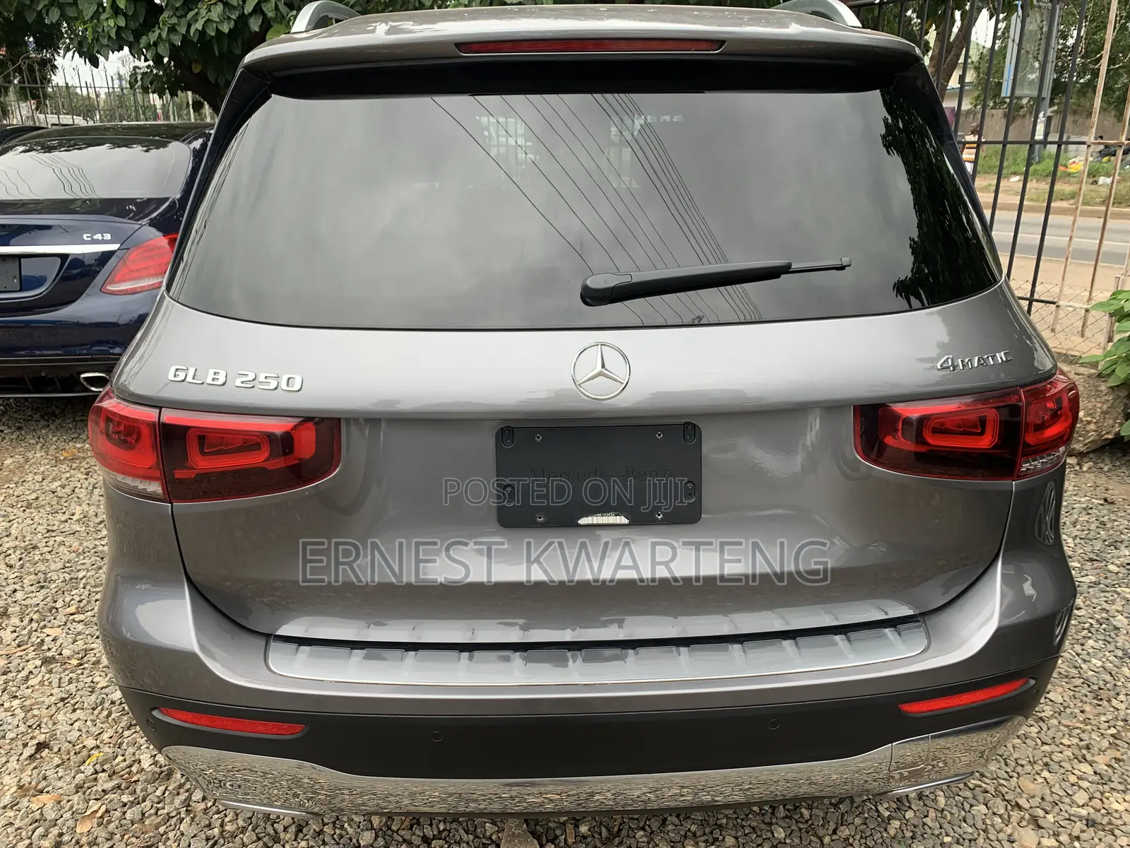 Mercedes-Benz GLB-Class 2022 Gray