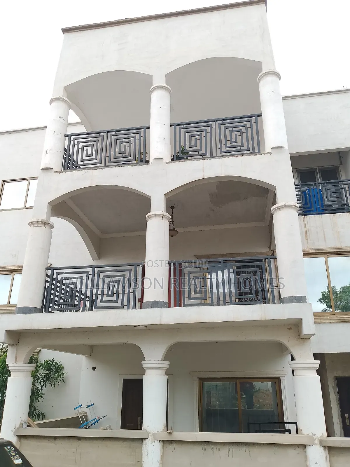 2bdrm Apartment in Baatsonaa Total Area, Spintex for rent