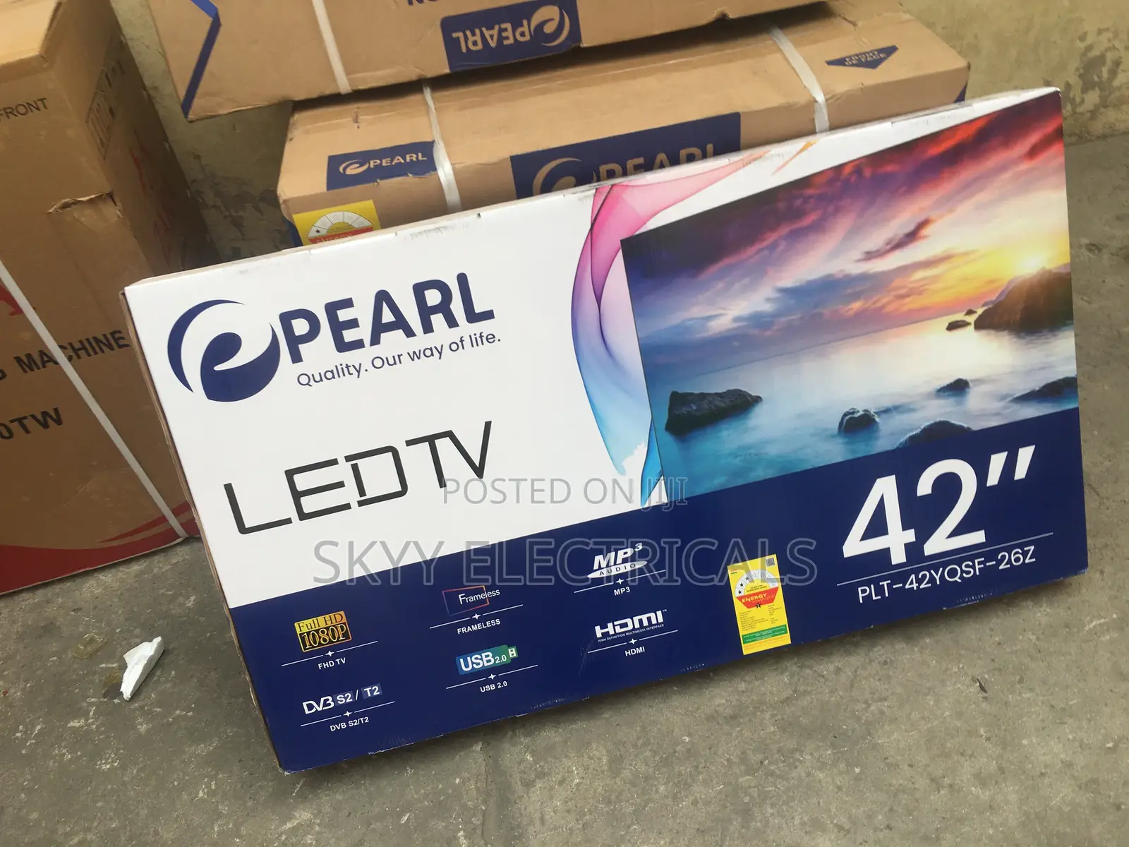 PLT-42yqsf-26z Pearl 42” Led FHD Digital Satellite Tv