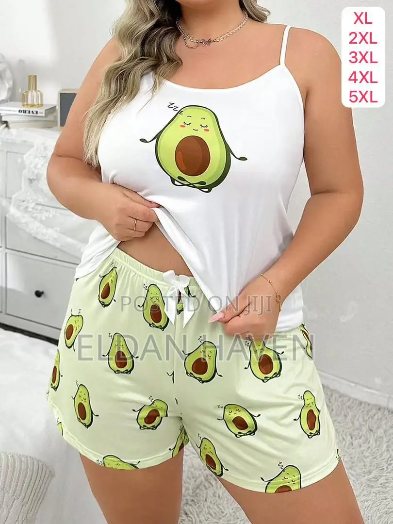 Leisure Wear With Rose Flower