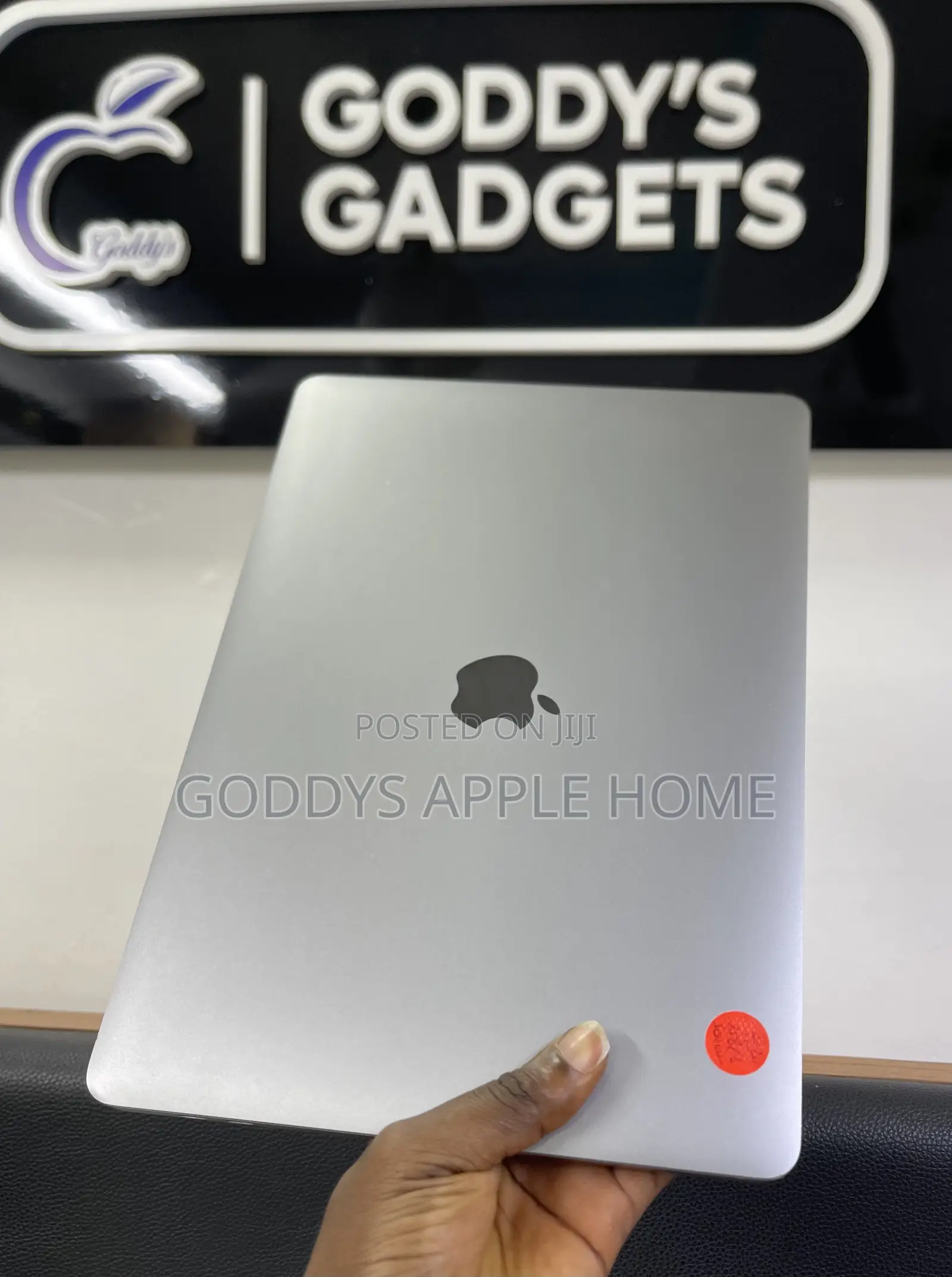 Laptop Apple MacBook Pro 2020 8GB Intel Core I5 SSD 256GB