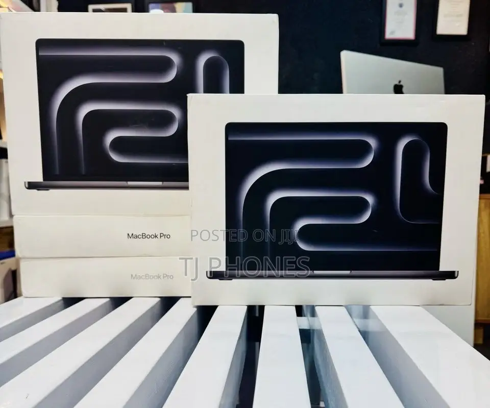 New Laptop Apple MacBook Pro 2024 M4 14-Inch 16GB Apple M4 SSD 1T