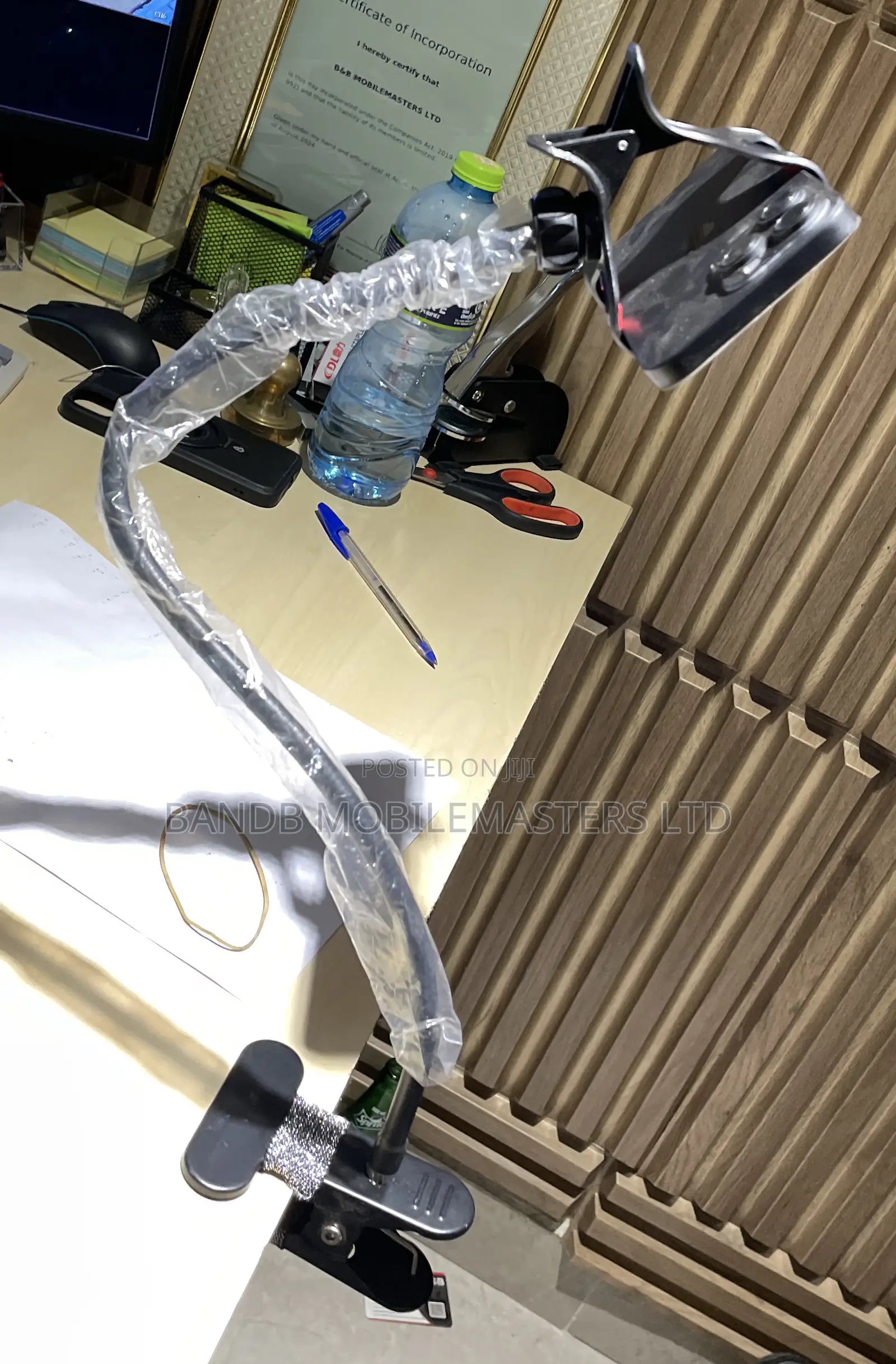 Flexible Phone Holder