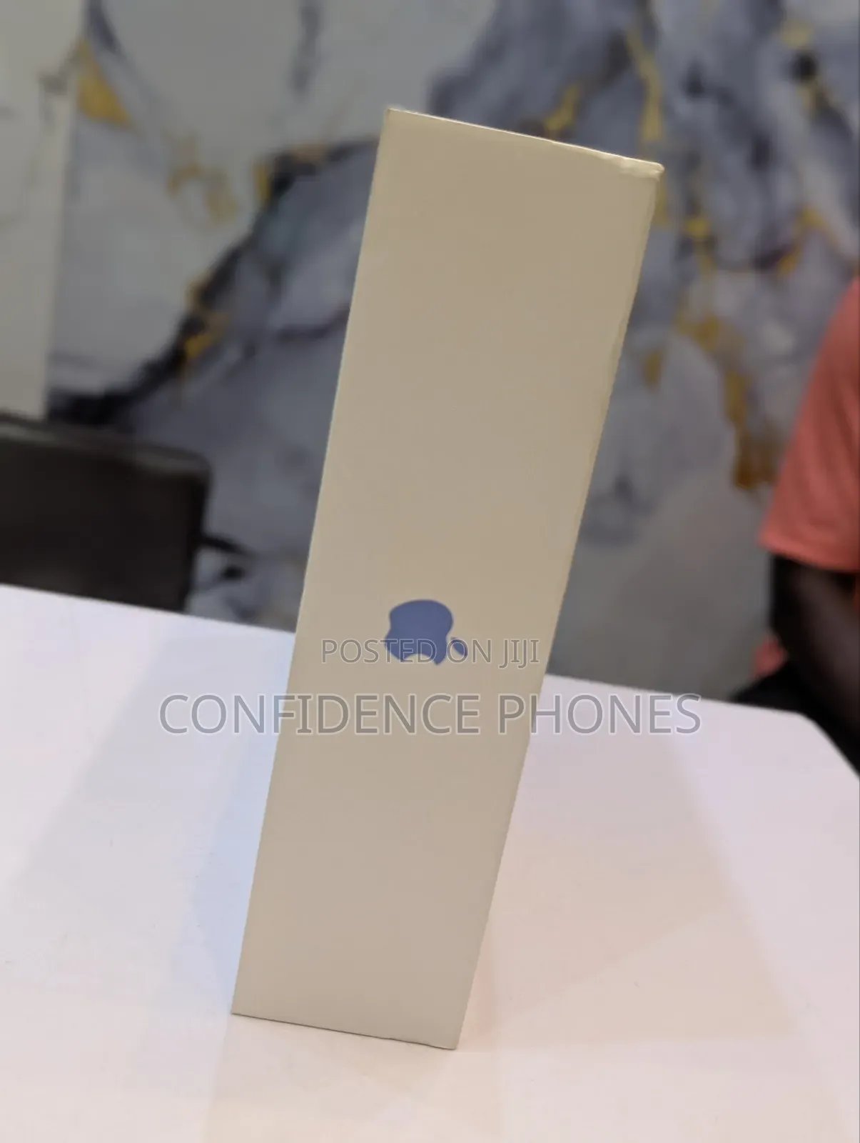 New Apple iPad 10.2 (2020) Wi-Fi 64 GB