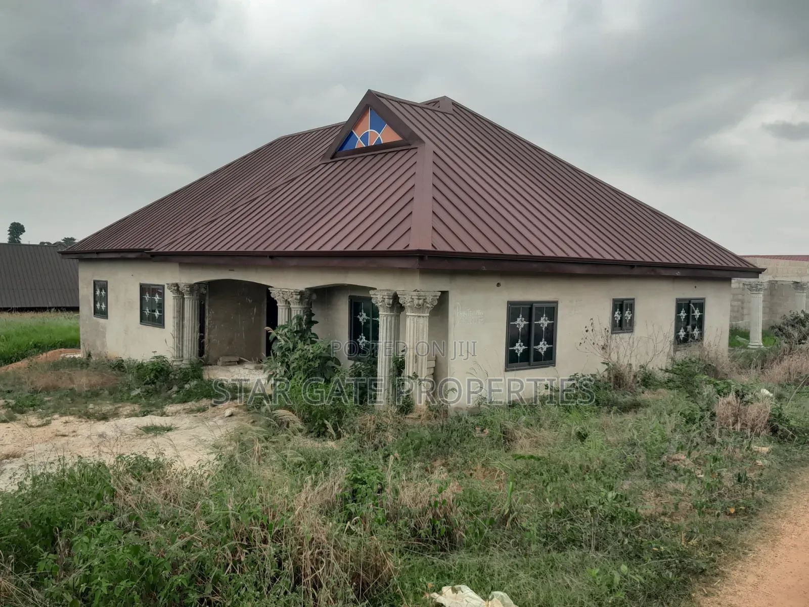 6bdrm House in Ntonso, Near, Kumasi Metropolitan for sale