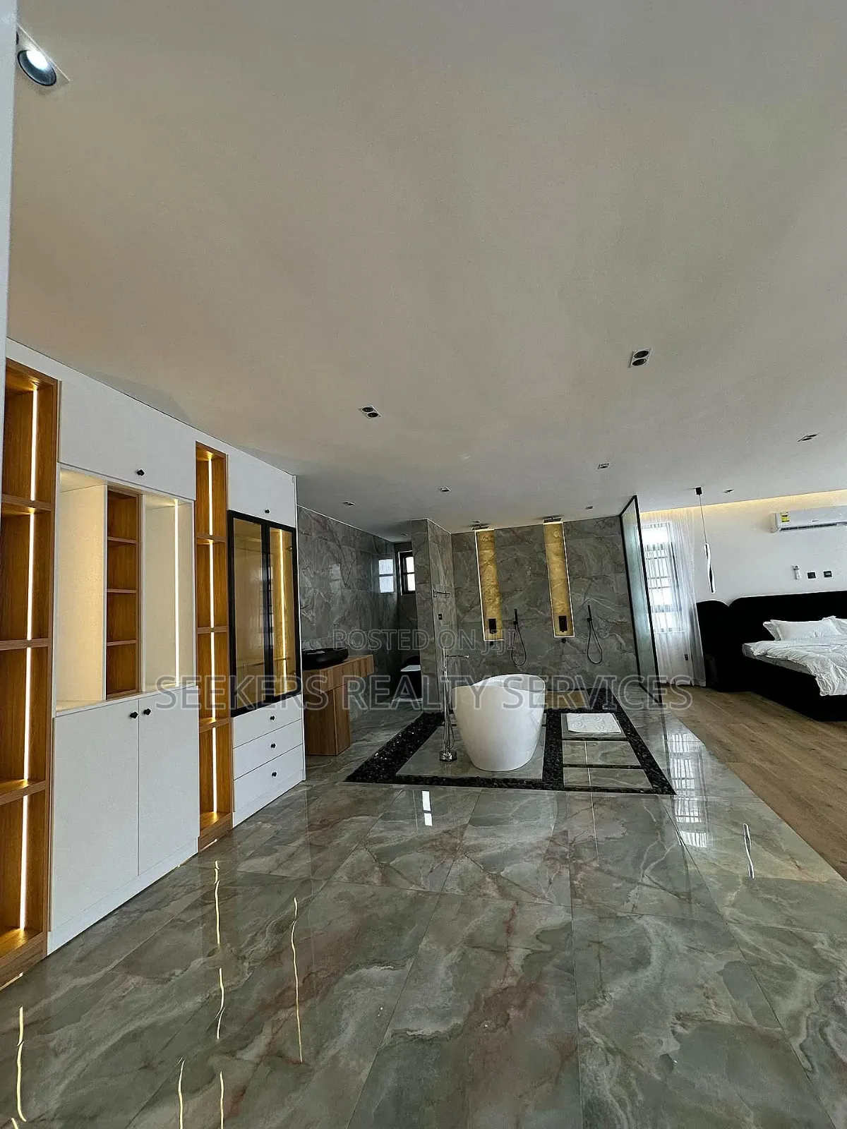 4bdrm House in East Legon for sale