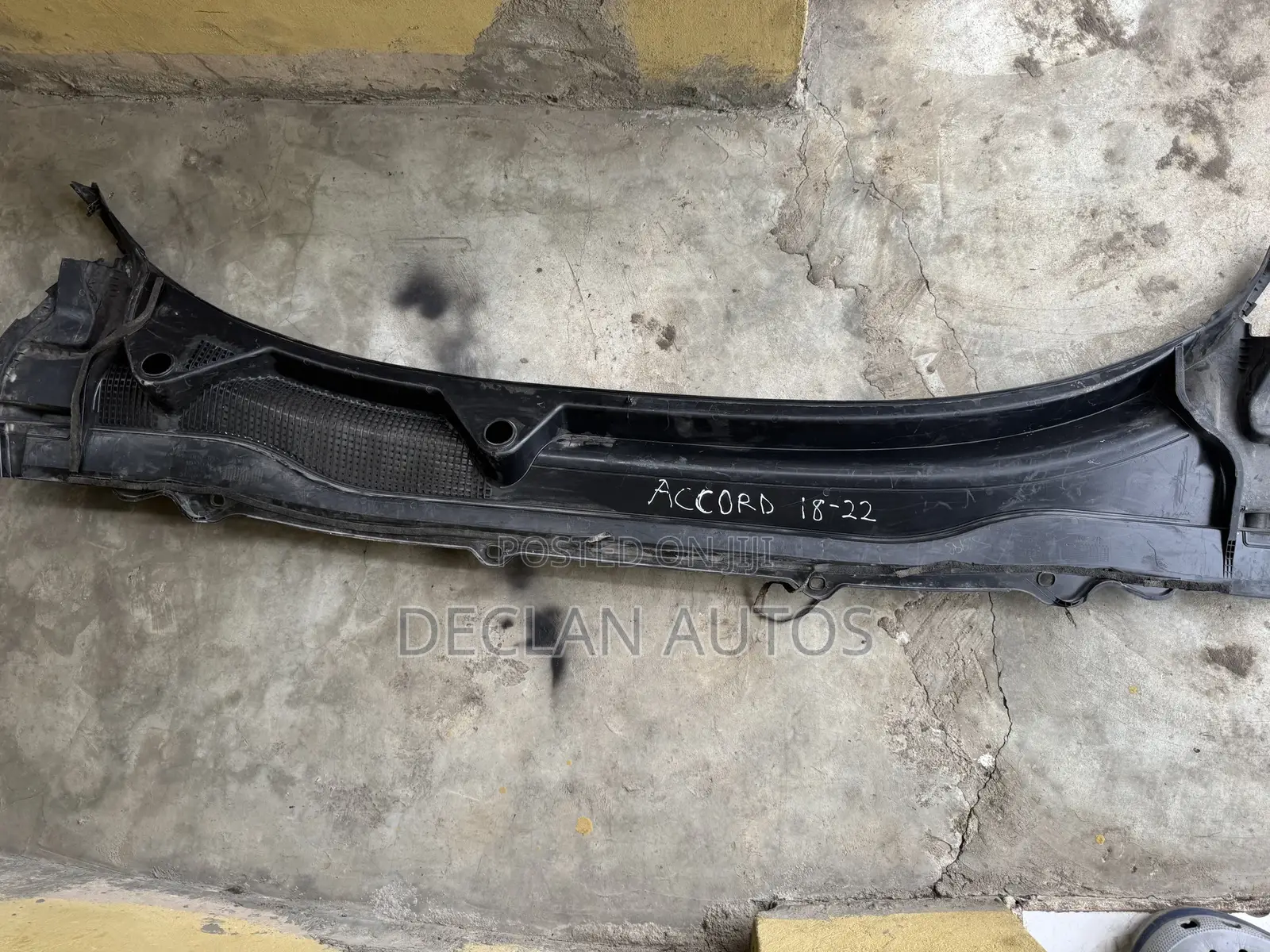 Honda Accord 2018-2022 Wiper Panel