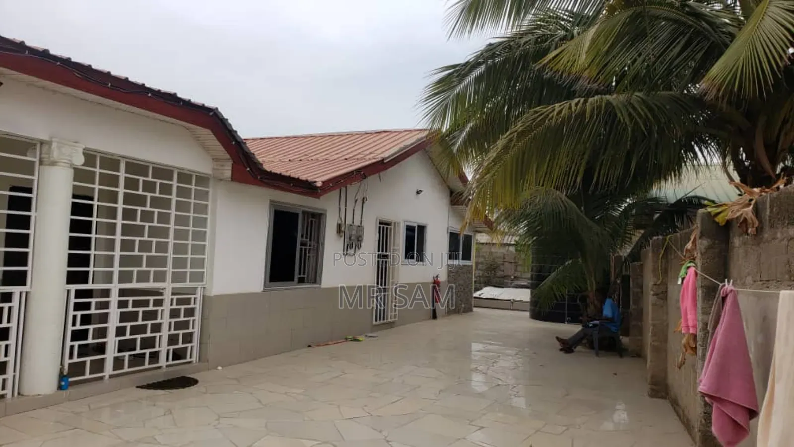3bdrm House in Kasoa Cp Down for sale