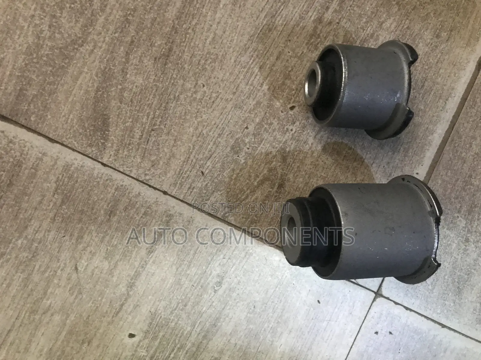 Range Rover Sport 2009 - 2010 Upper Arm Bushings