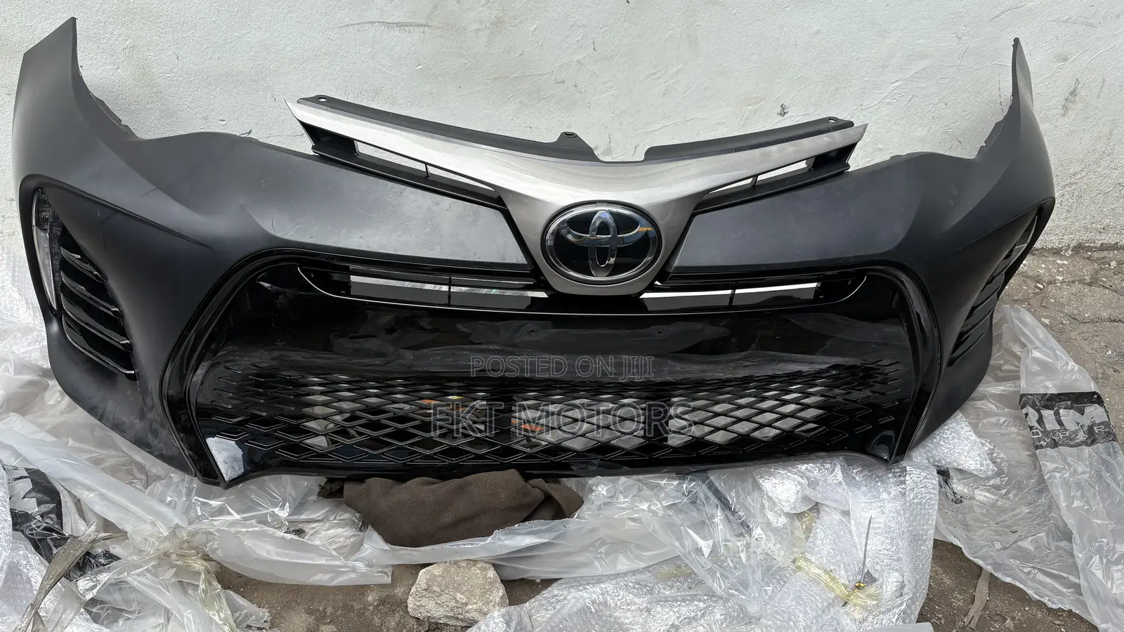 Toyota Corolla Sport Bumper 2014,2015,2016,2017,2018,2019