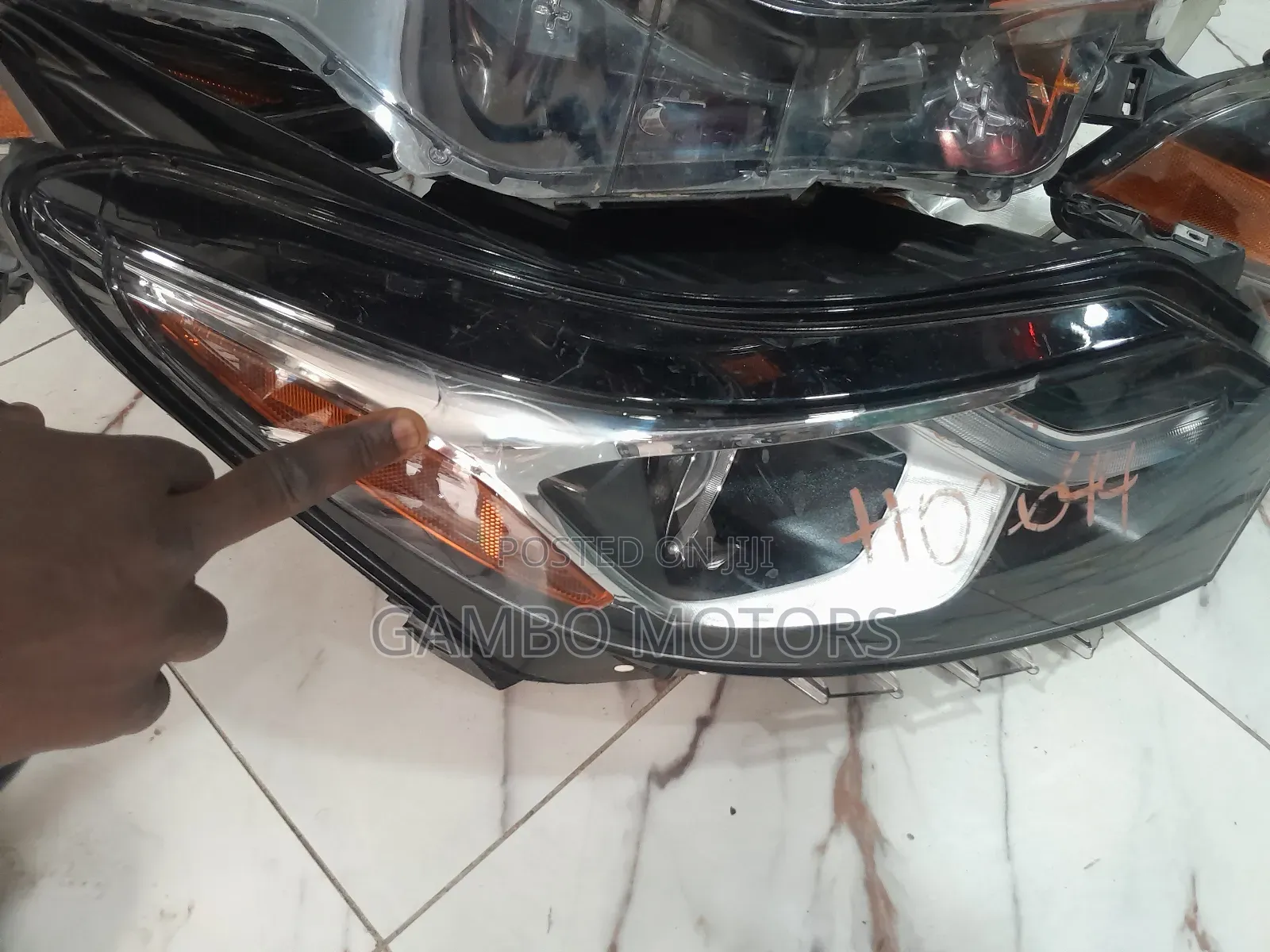 Chevrolet Equinox 2018 Headlight Pair