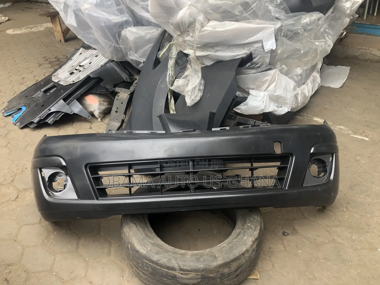 Nissan Versa Front Bumper 2007,2008,2009,2010,2011,2012
