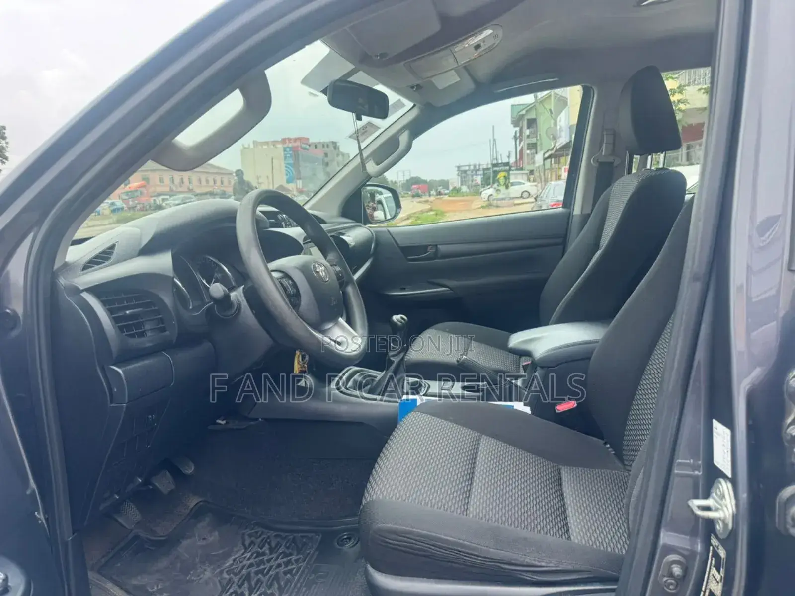 Hikux Pickup for Rent