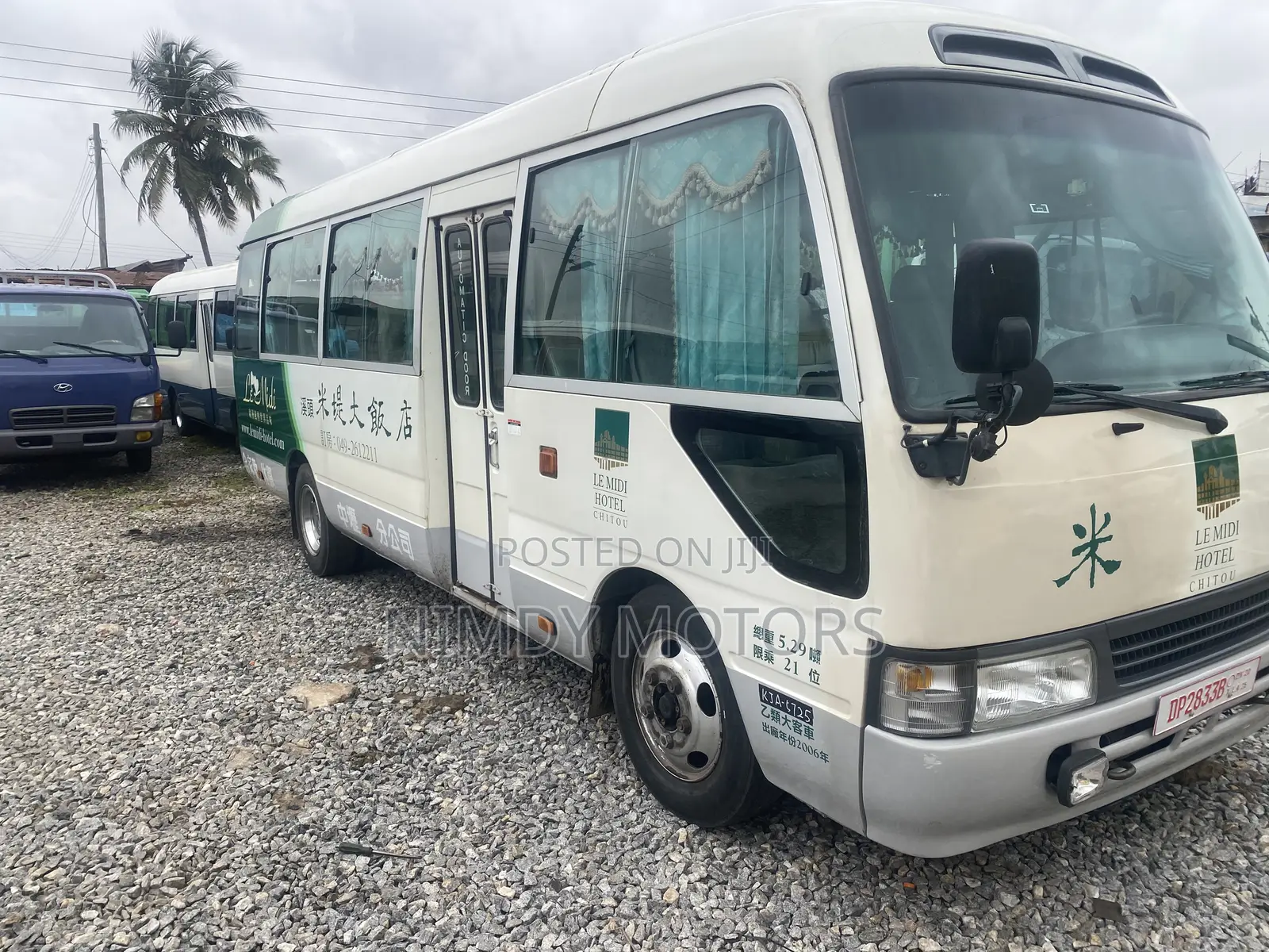 Toyota Coaster 2014 Green