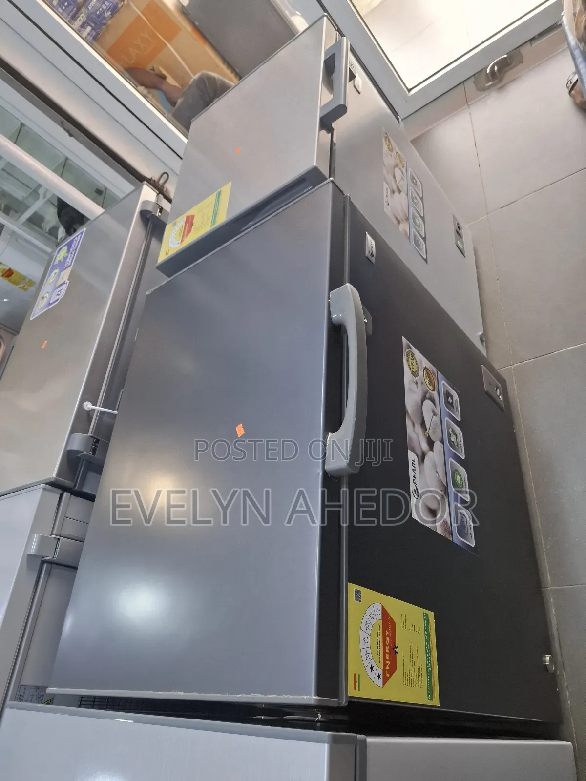 Neat Pearl Chest Freezer 199 Litres With Lock and Key for Sa