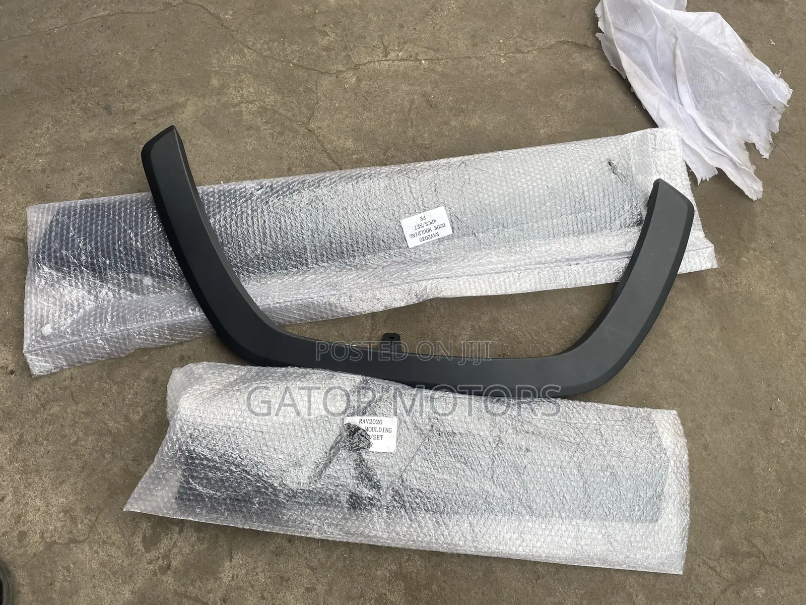 Rav4 2019,2020,2021,2022 Door Moulding