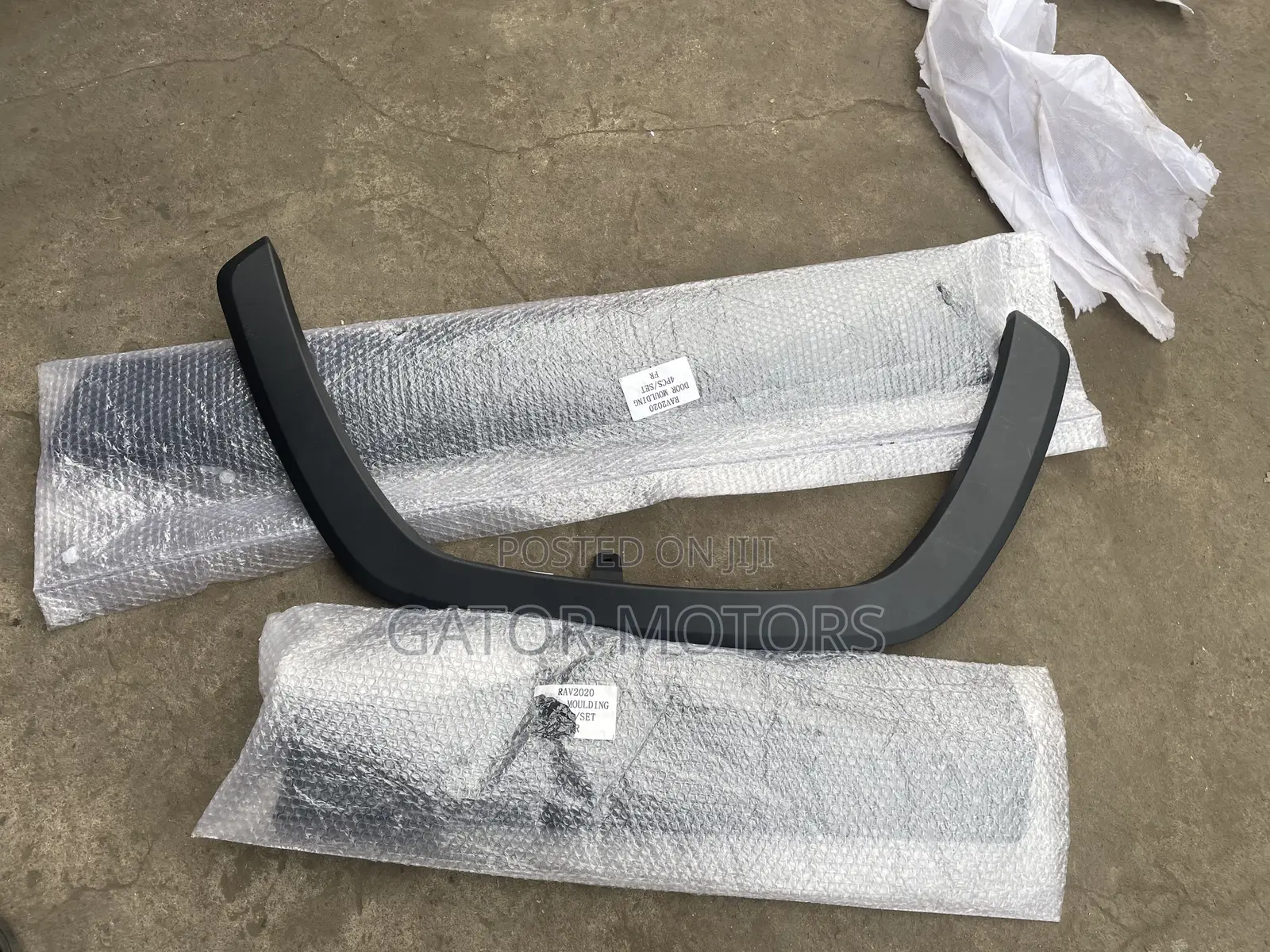 Rav4 2019,2020,2021,2022 Door Moulding