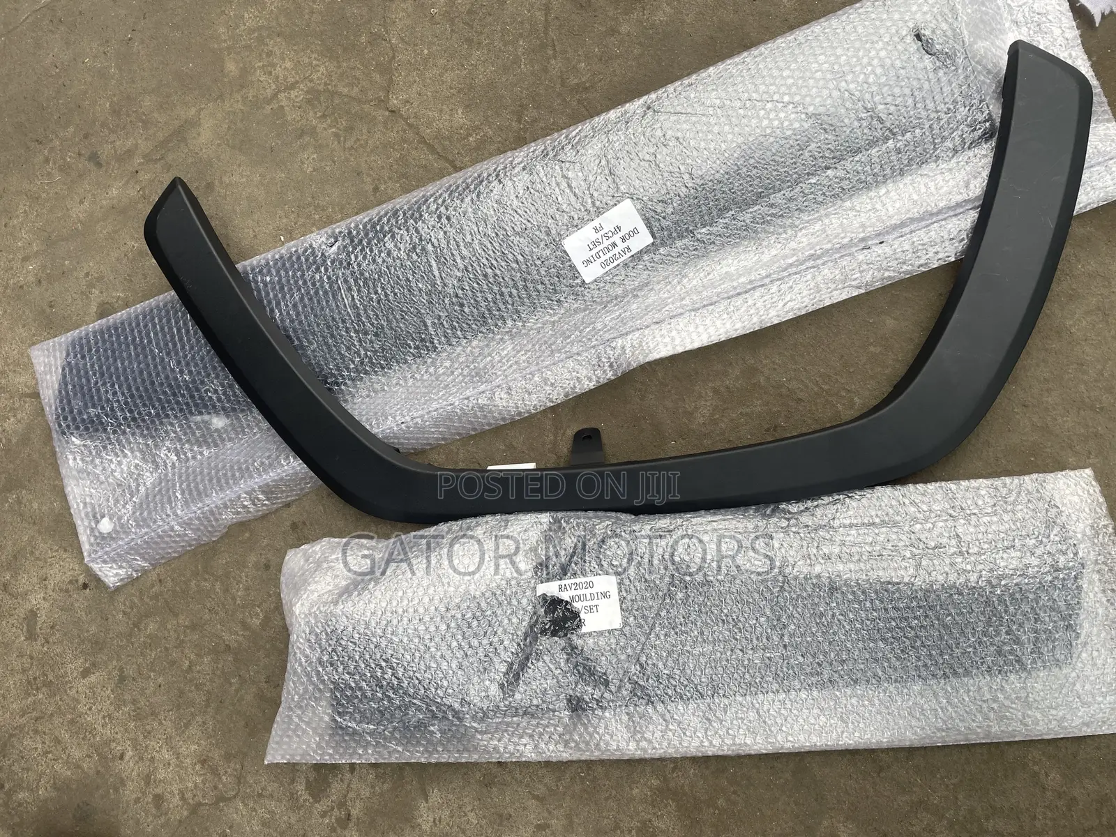 Rav4 2019,2020,2021,2022 Door Moulding