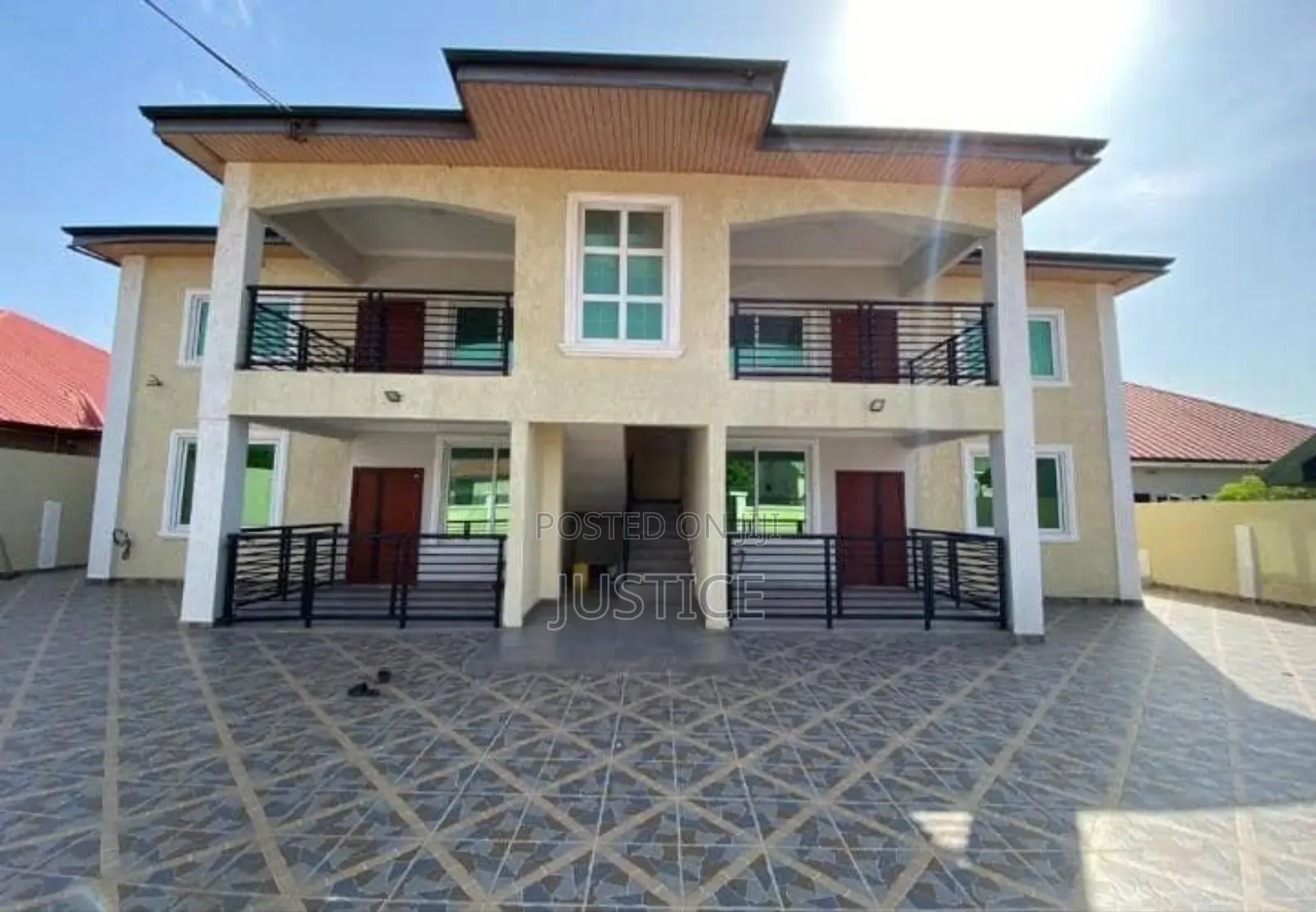 12bdrm Apartment in Com 18 Spintex for sale