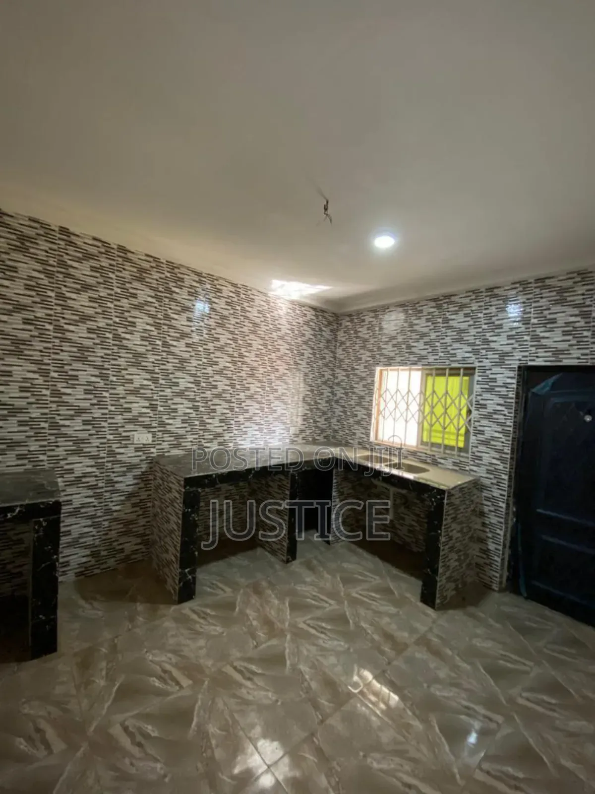 12bdrm Apartment in Com 18 Spintex for sale
