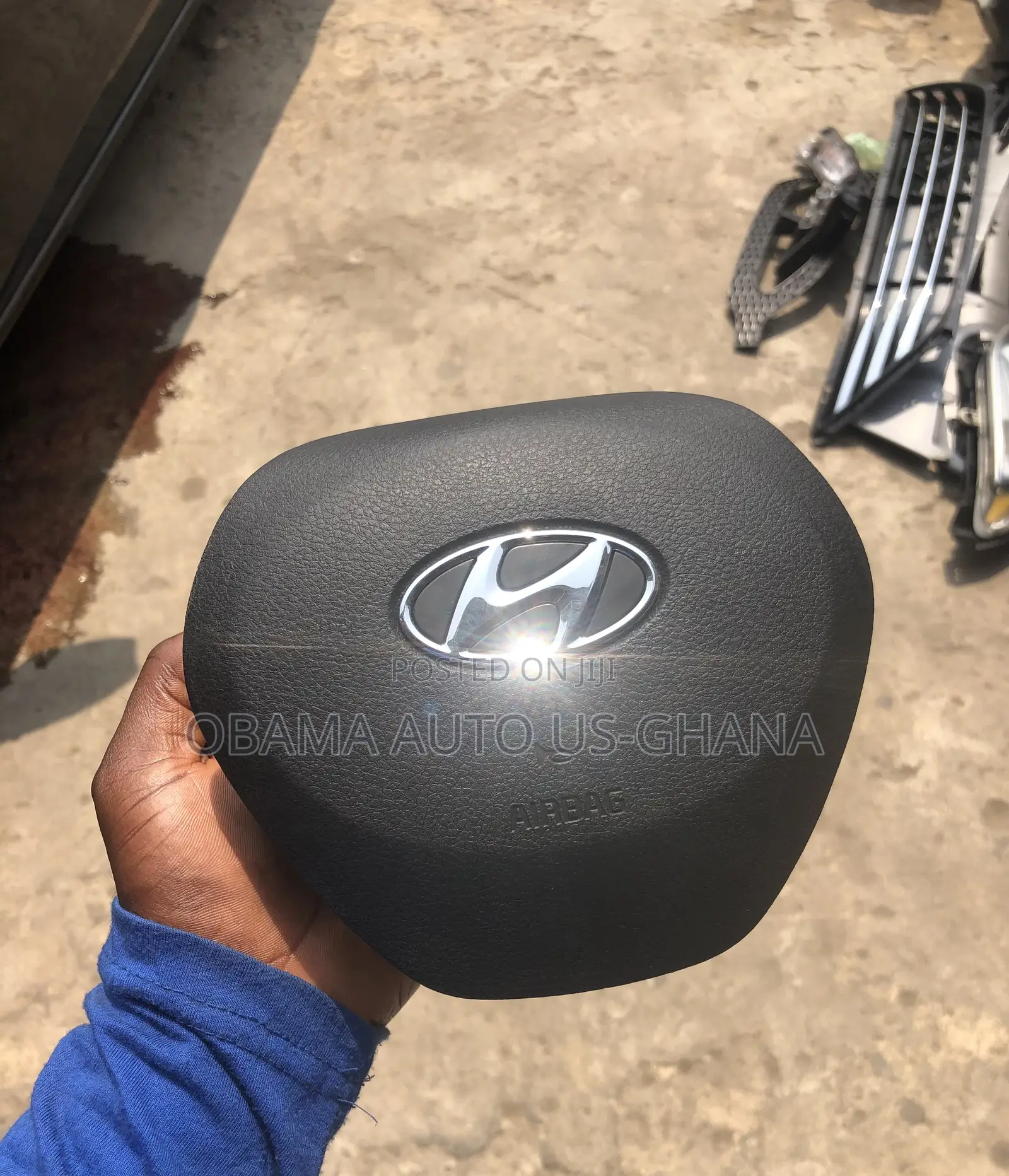 Santafe Santa Fe 2019,2020,2021,2022,2023 Airbag Cover