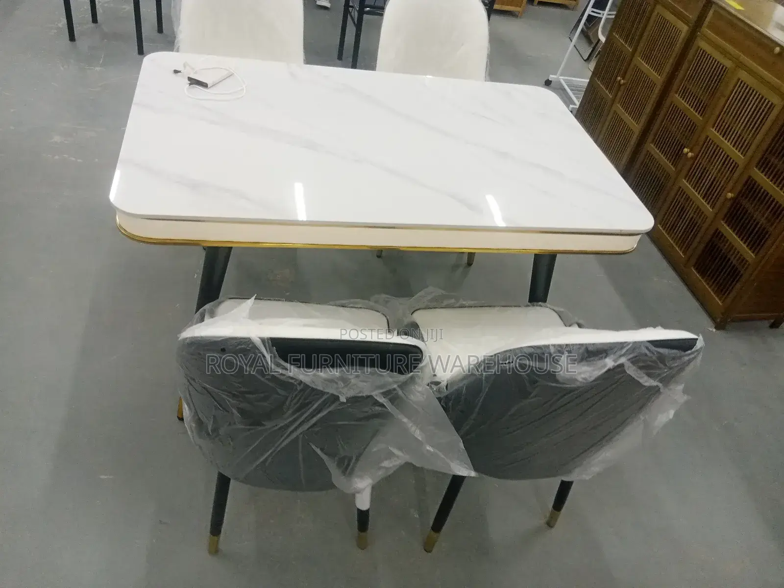 4 Seater Executive Dining Set