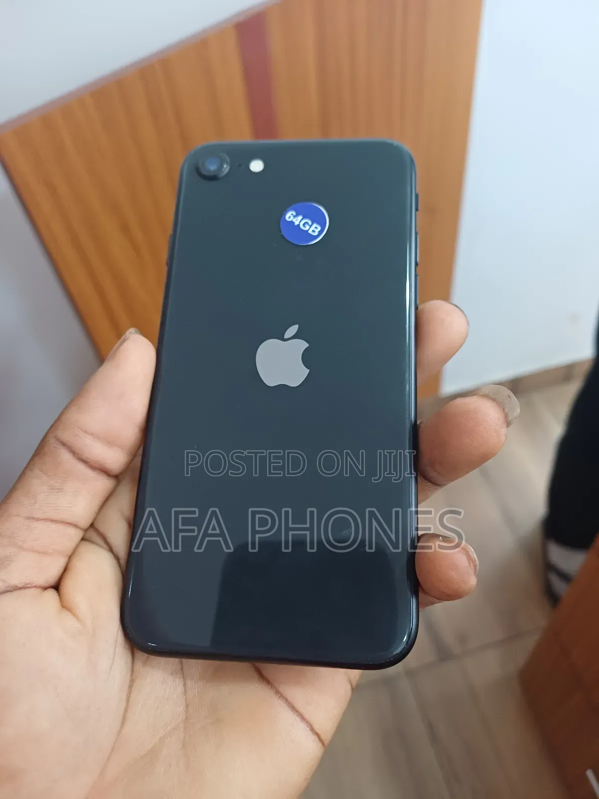Apple iPhone SE (2020) 64 GB Black