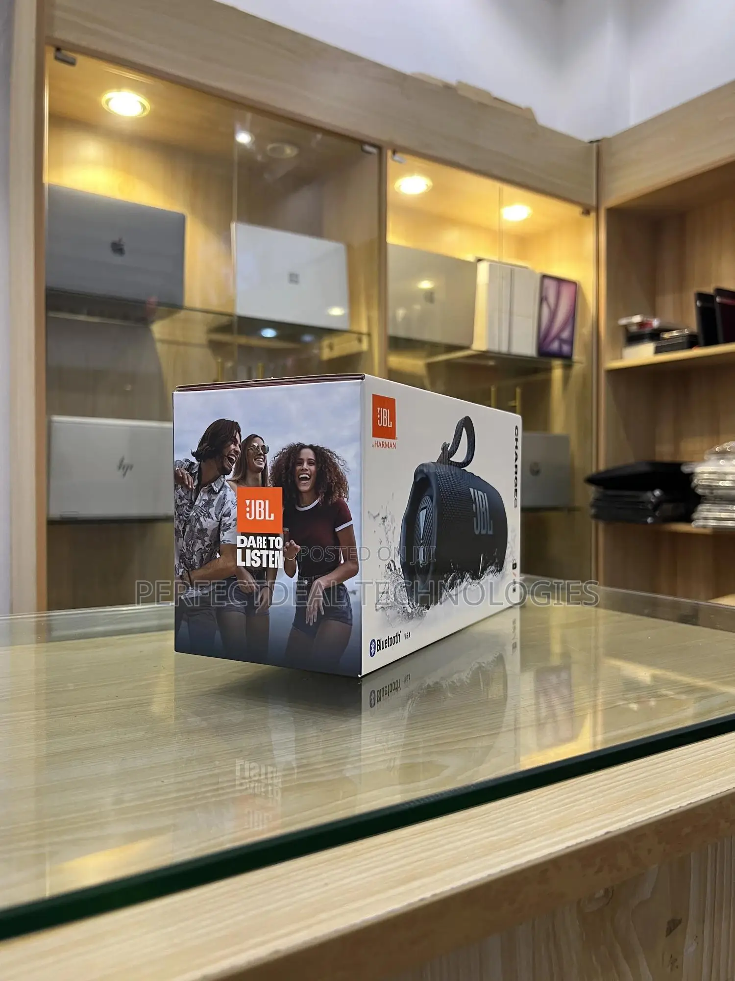 JBL Charge 6
