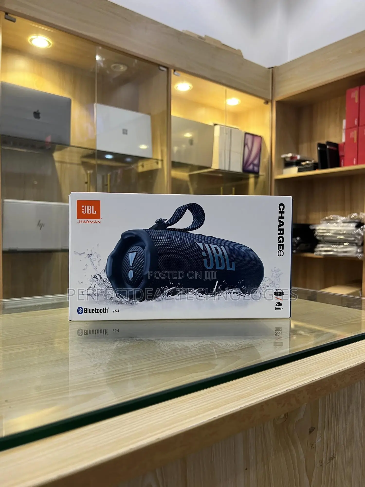 JBL Charge 6