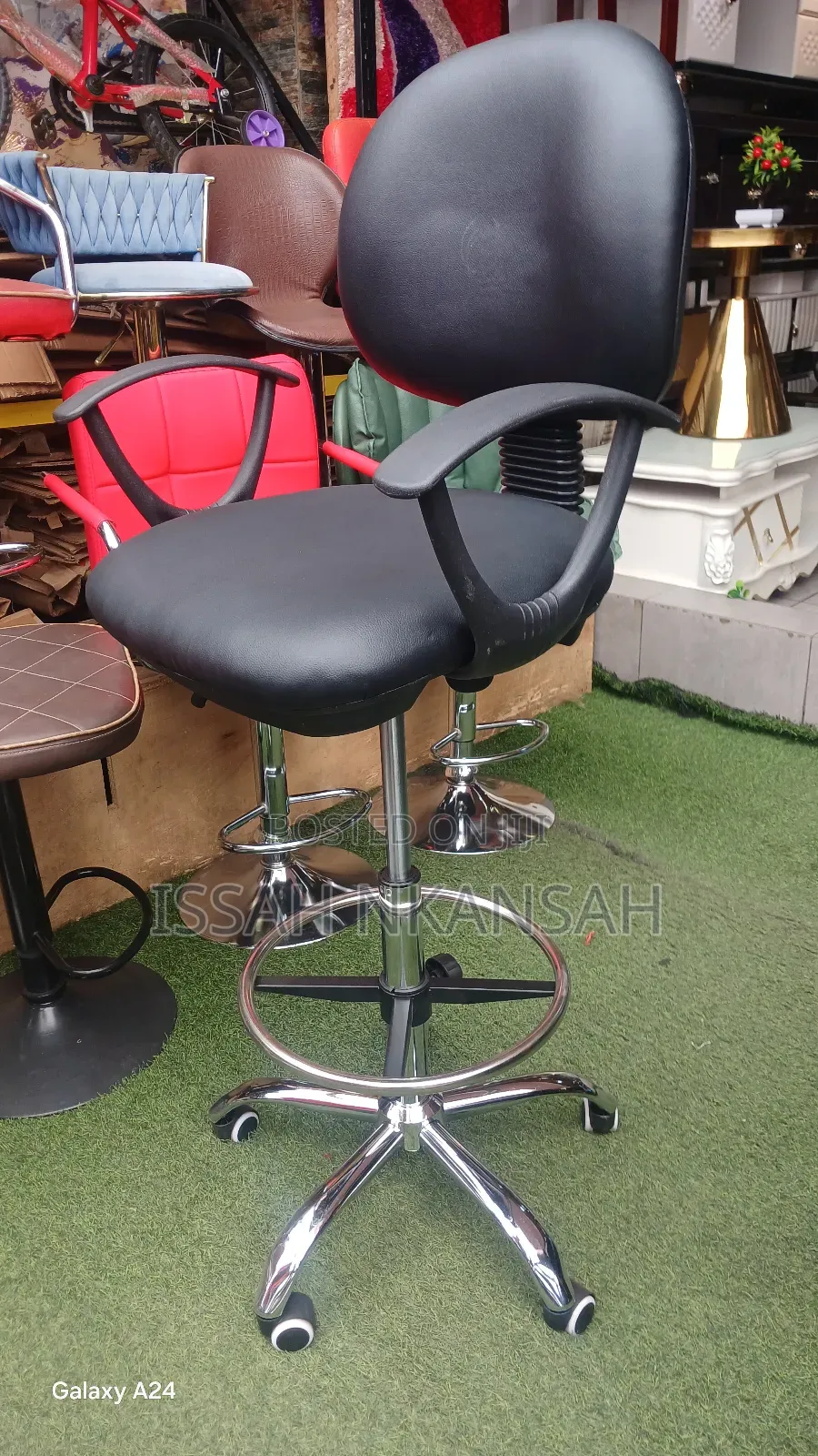 Counter Bar and Barbering Chairs