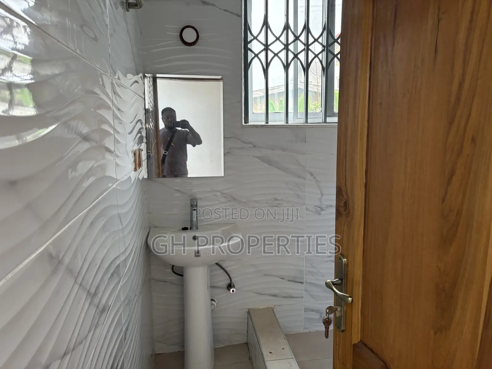 2bdrm Apartment in Daban New Site., Kumasi Metropolitan for rent