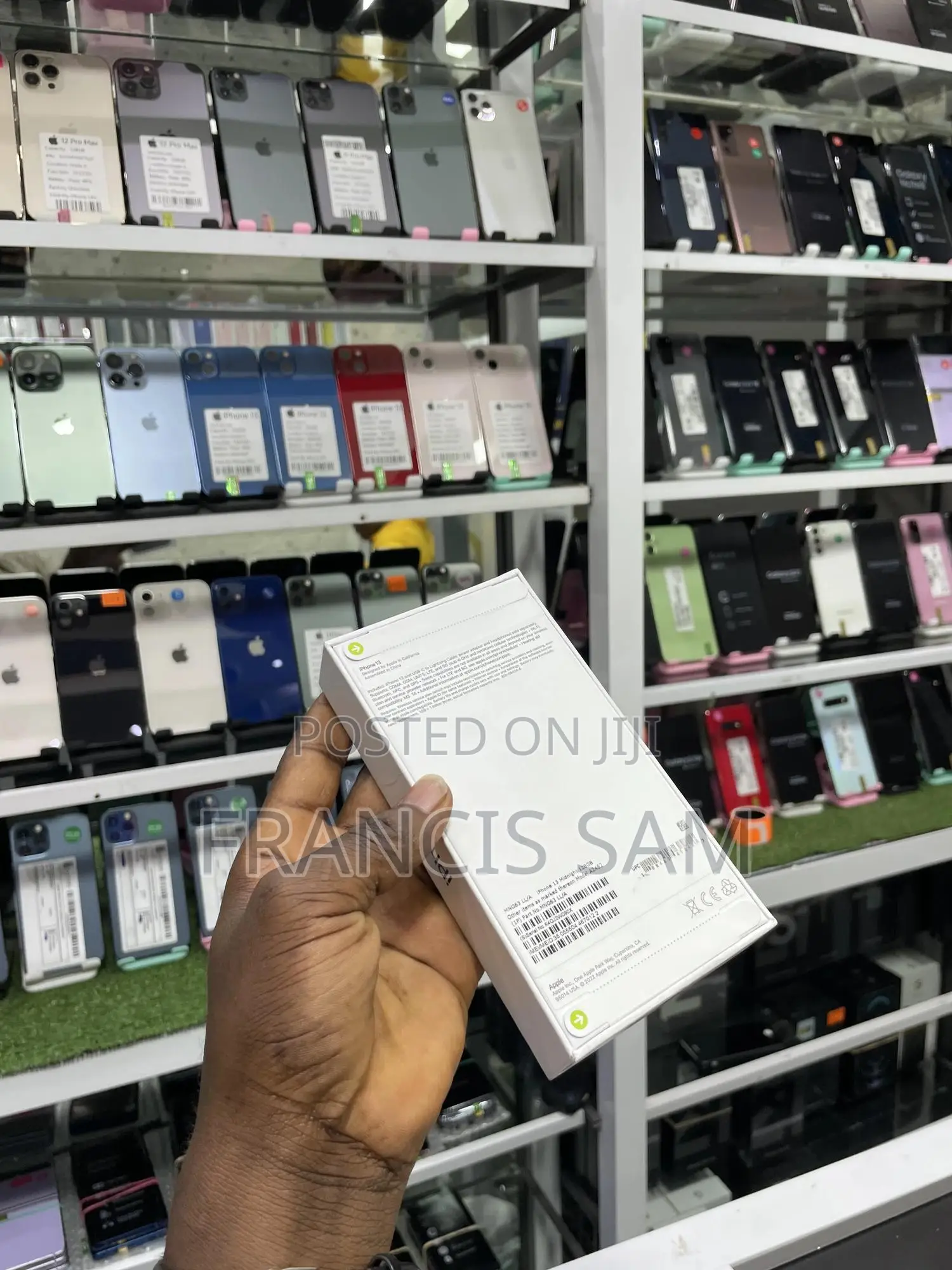 New Apple iPhone 13 128 GB Green