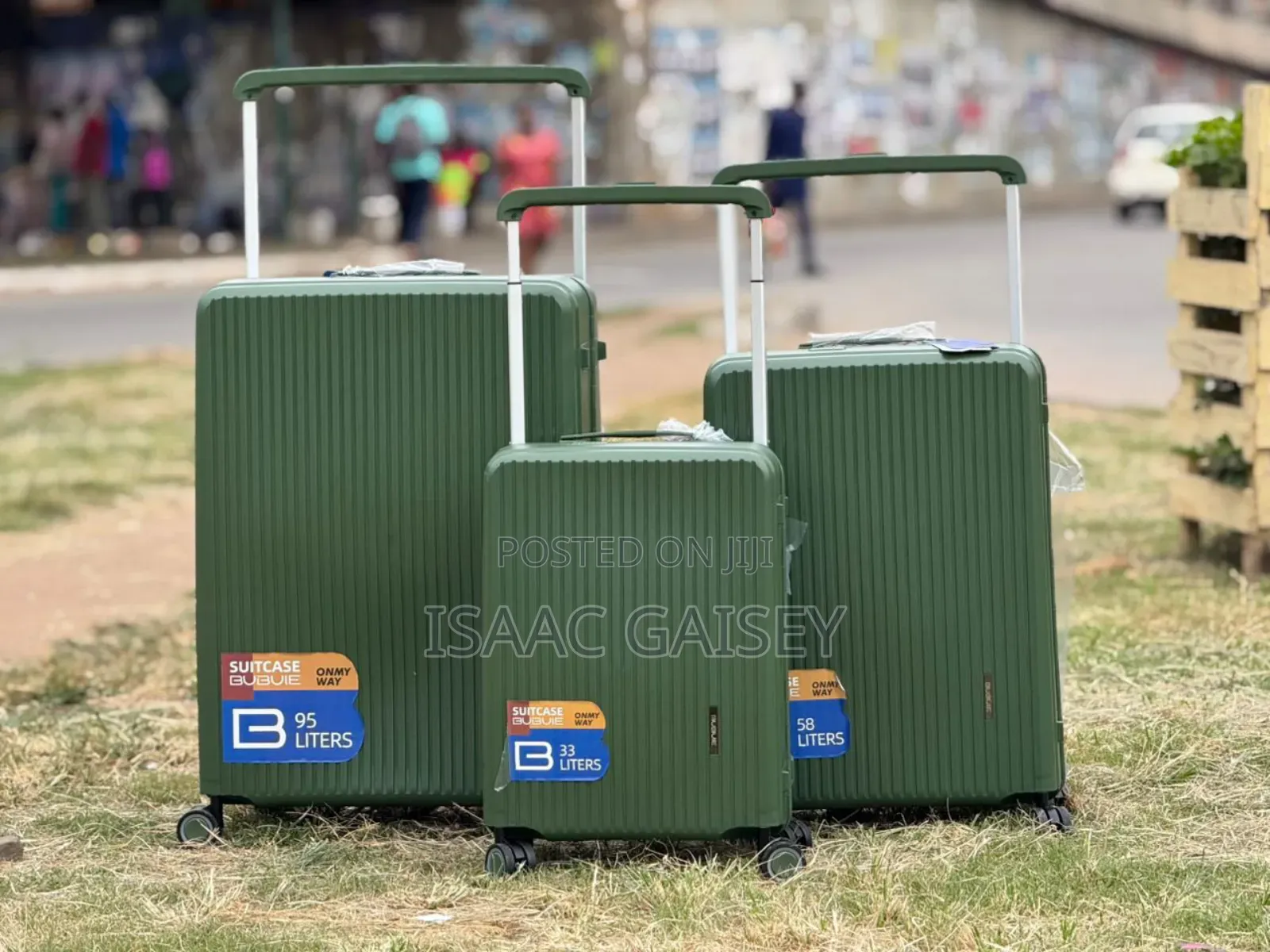 3 In 1 Durable/Classy Luxury Zipless Anticrake Luggages