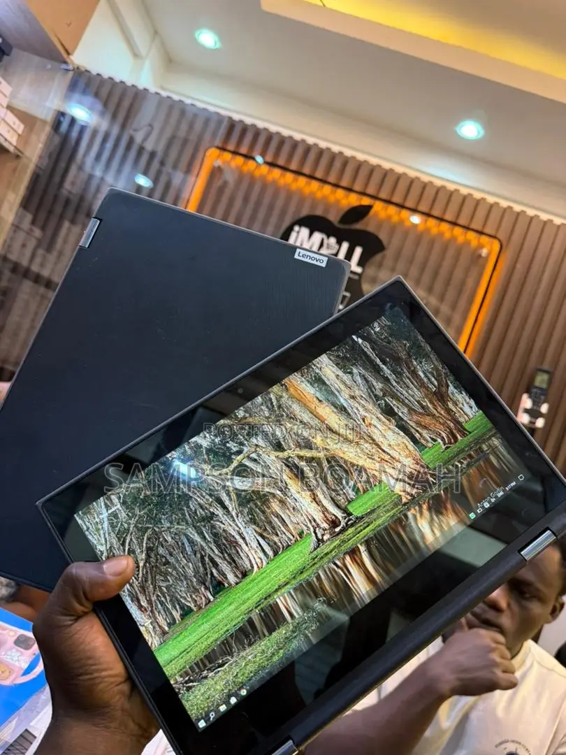 New Laptop Lenovo Yoga 330 4GB Intel SSD 256GB