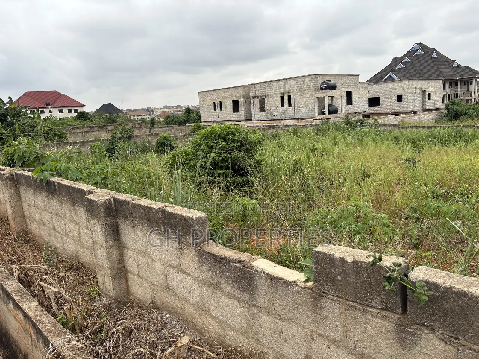 One Plot for Sale at Diamond Hills.