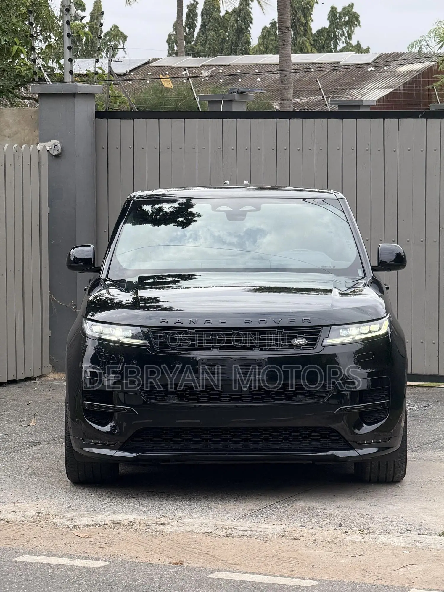 Land Rover Range Rover Sport SE 2024 Black
