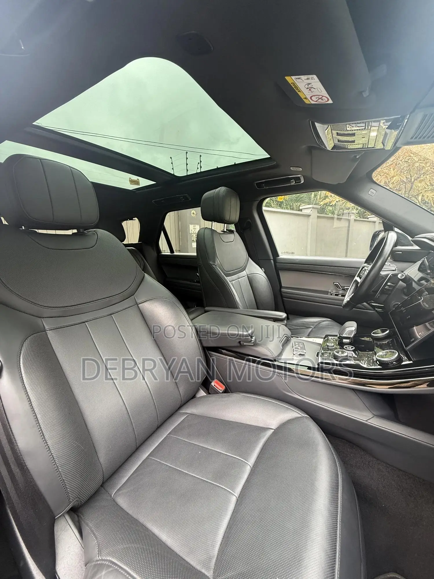Land Rover Range Rover Sport SE 2024 Black