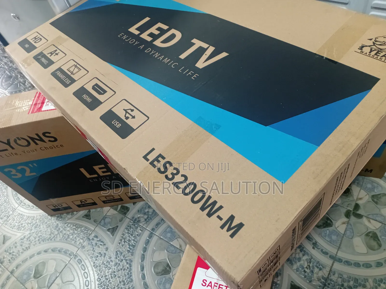 Aswome Ailyons 32inches Led A+ Panel Tv Ailyons