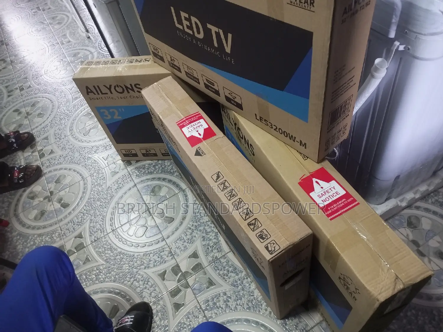Enjoy a Dynamic Life Ailyons 32 Inches Led Tv Digital Tv