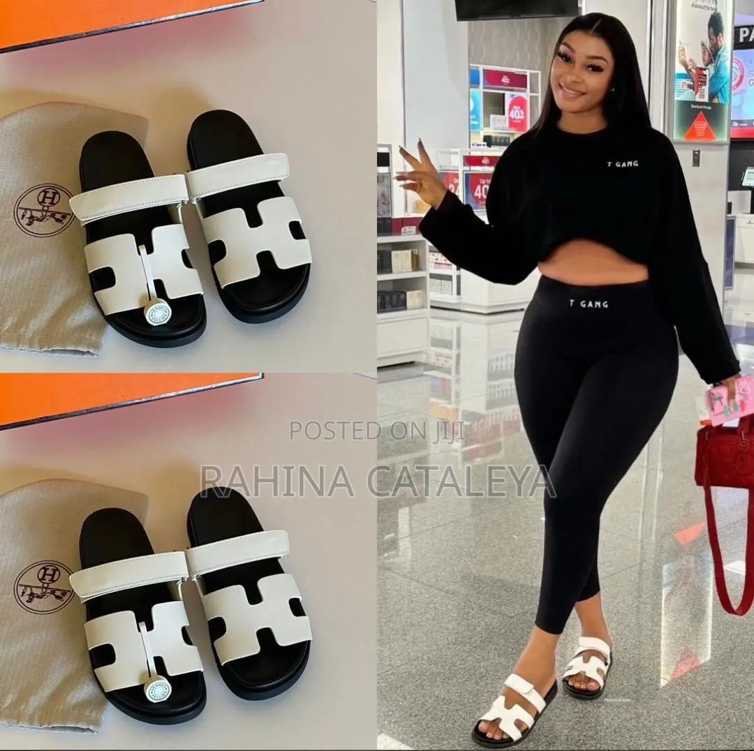 Luxurious Unisex Slippers 46892