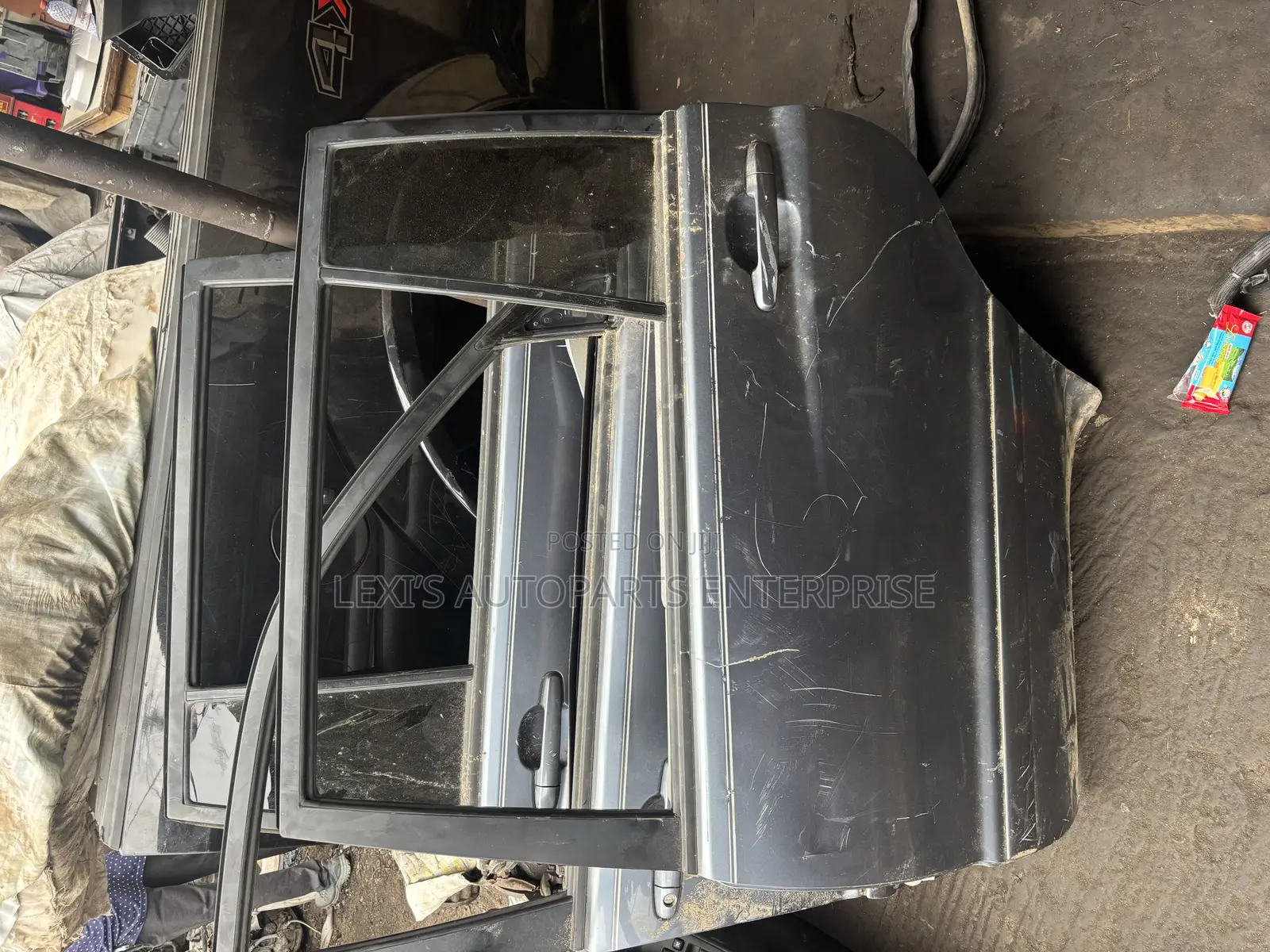 Toyota Highlander 2000,2002,2004,2006 Doors Available