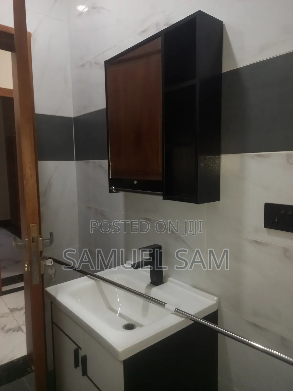 3bdrm House in Com.10, Tema Metropolitan for rent