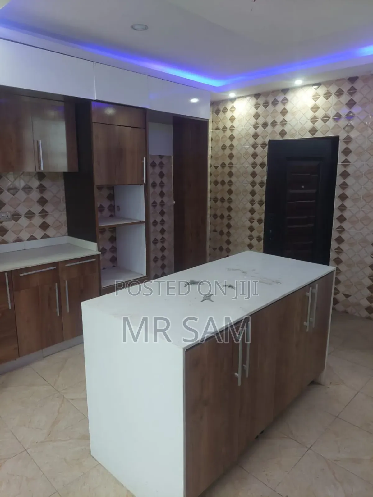 4bdrm House in Sam Properties, West Hills Mall Area for sale