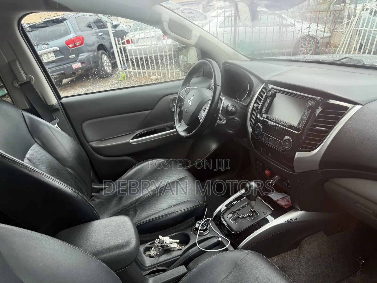 Mitsubishi L200 Double Cab 2.4 181hp 4WD 2016 Gray