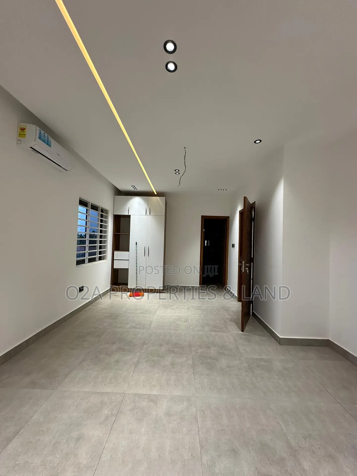 4bdrm House in Lakeside for sale
