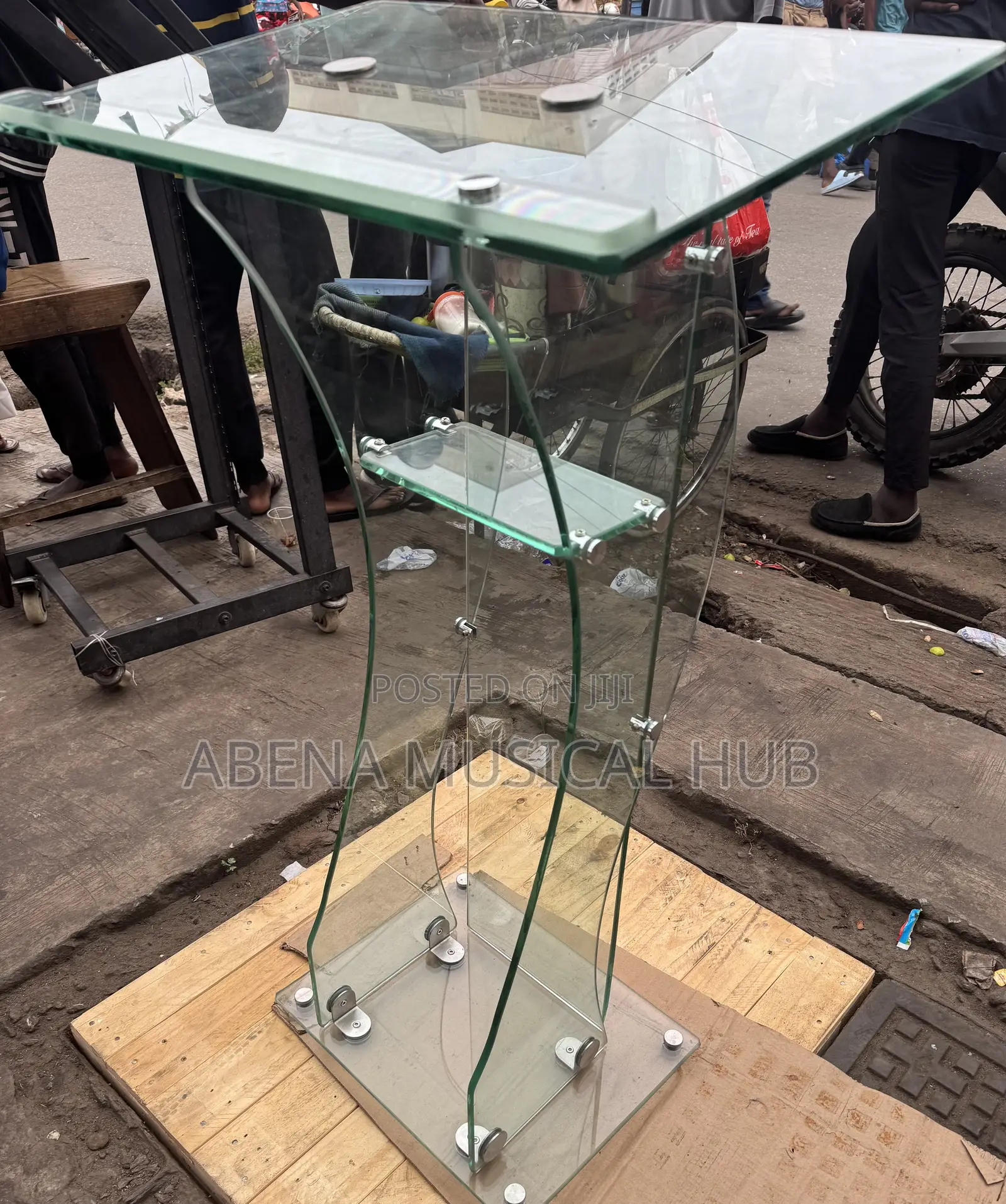Glass Pulpit for Churches