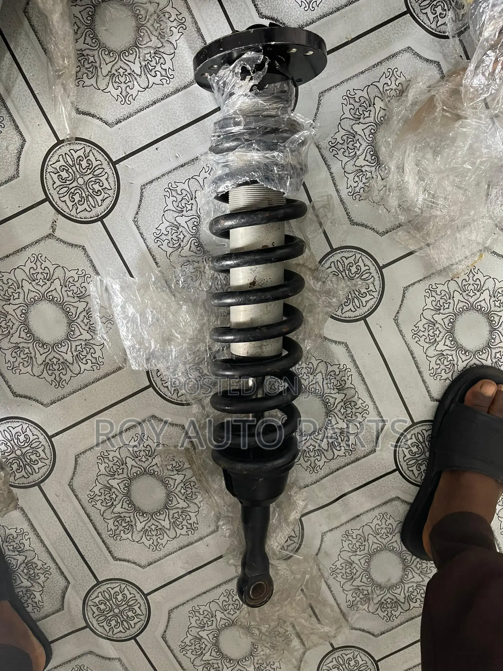 Land Cruiser 2024 Front Shock