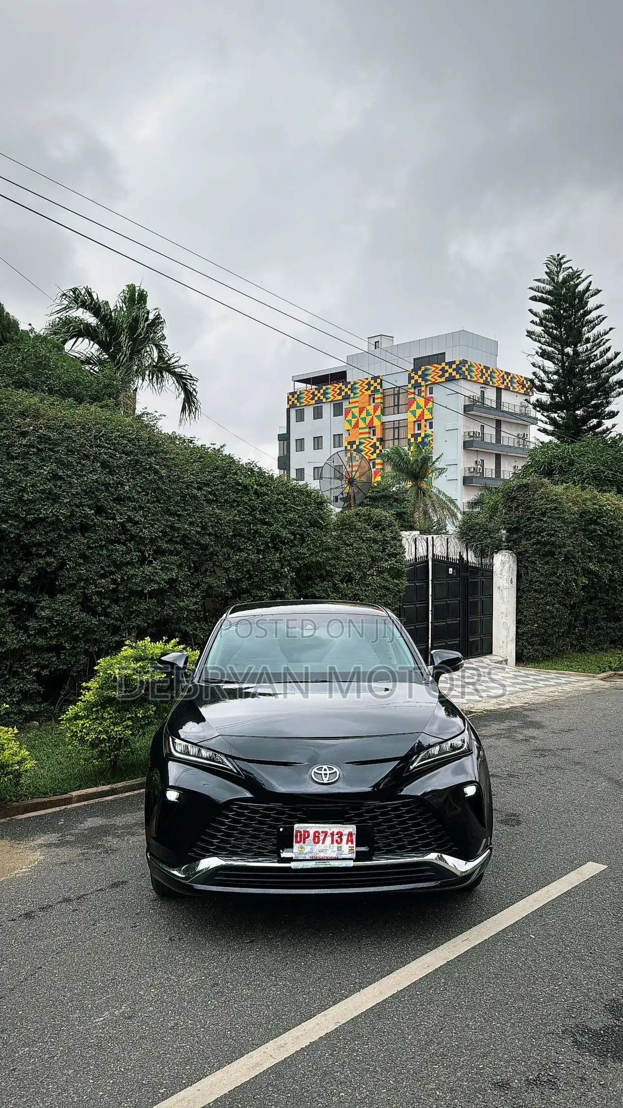 Toyota Venza Limited AWD 2024 Black