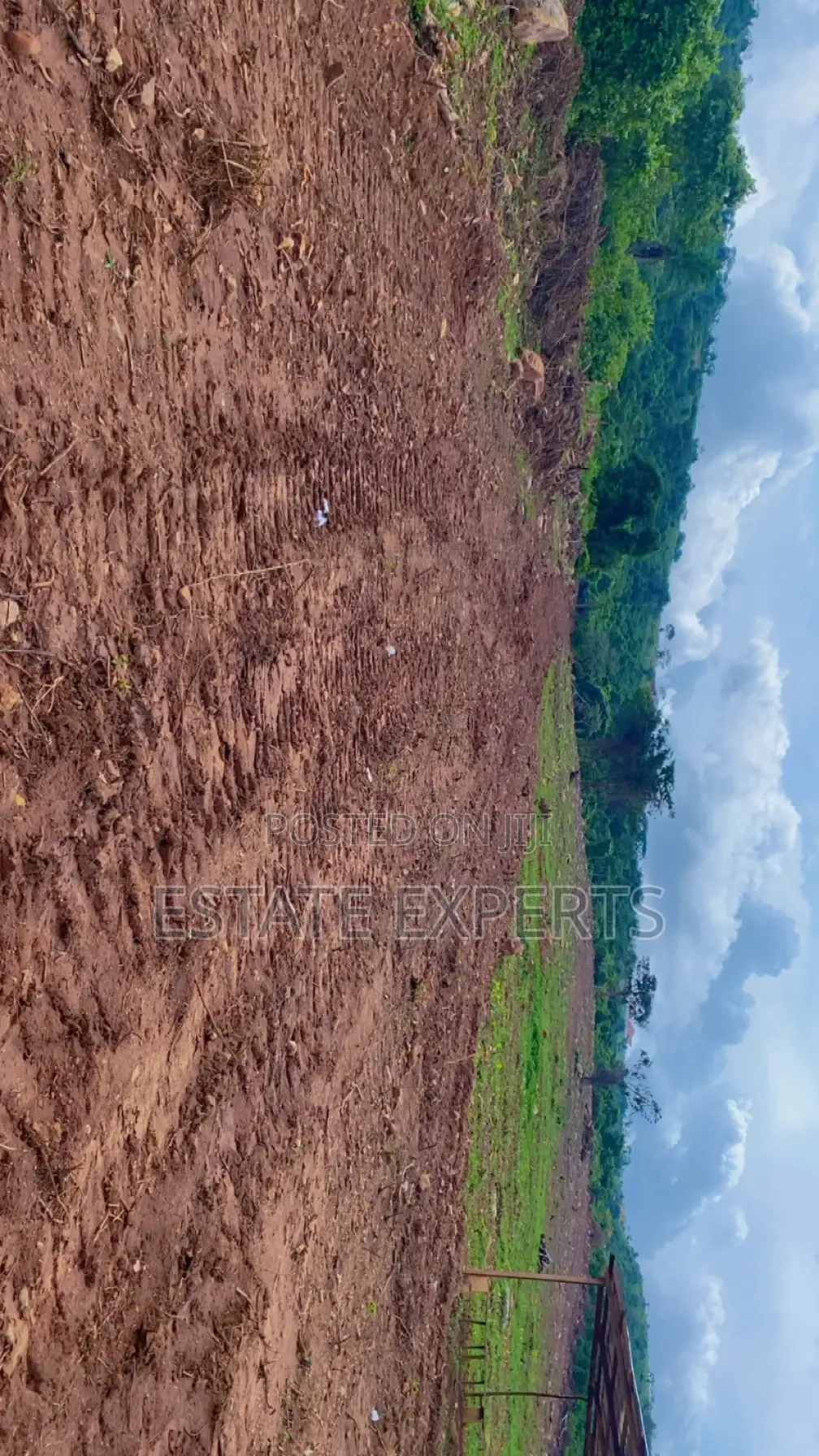 A Registered Land in Aburi Jamaicaso